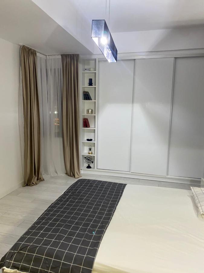 Ultracentral Apartament Calea Victoriei บูคาเรสต์ ภายนอก รูปภาพ