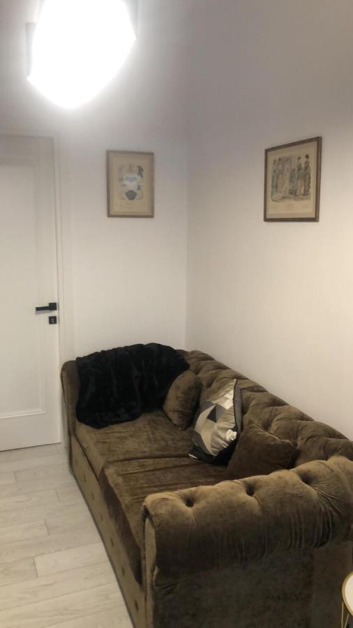 Ultracentral Apartament Calea Victoriei บูคาเรสต์ ภายนอก รูปภาพ