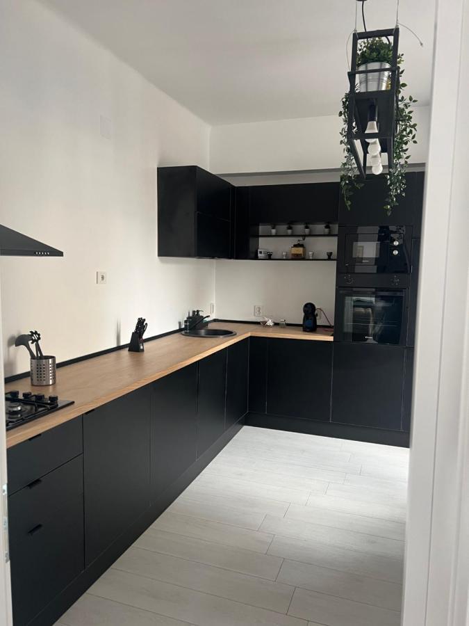 Ultracentral Apartament Calea Victoriei บูคาเรสต์ ภายนอก รูปภาพ